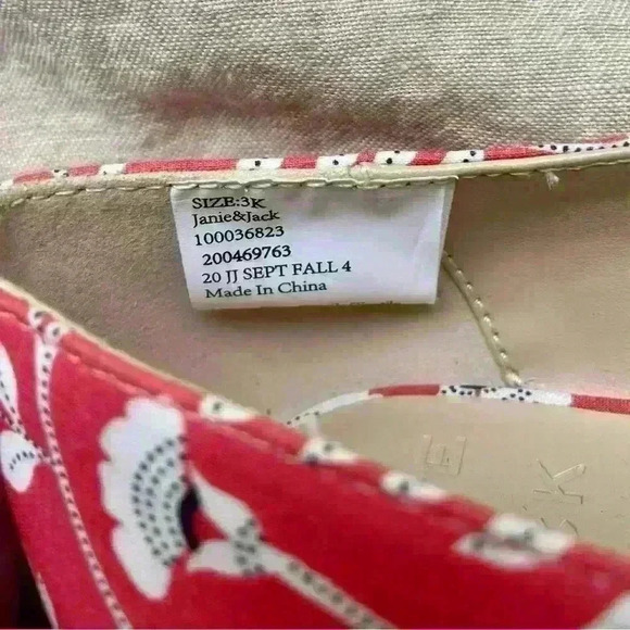 Janie and Jack Girl’s Size 3K Red/White/Black floral Mary Jane shoes - Picture 6 of 6